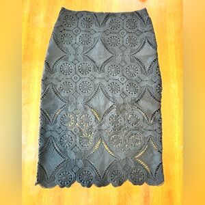 Abercrombie & Fitch Black Crochet Midi Pencil Skirt Lined Size 6